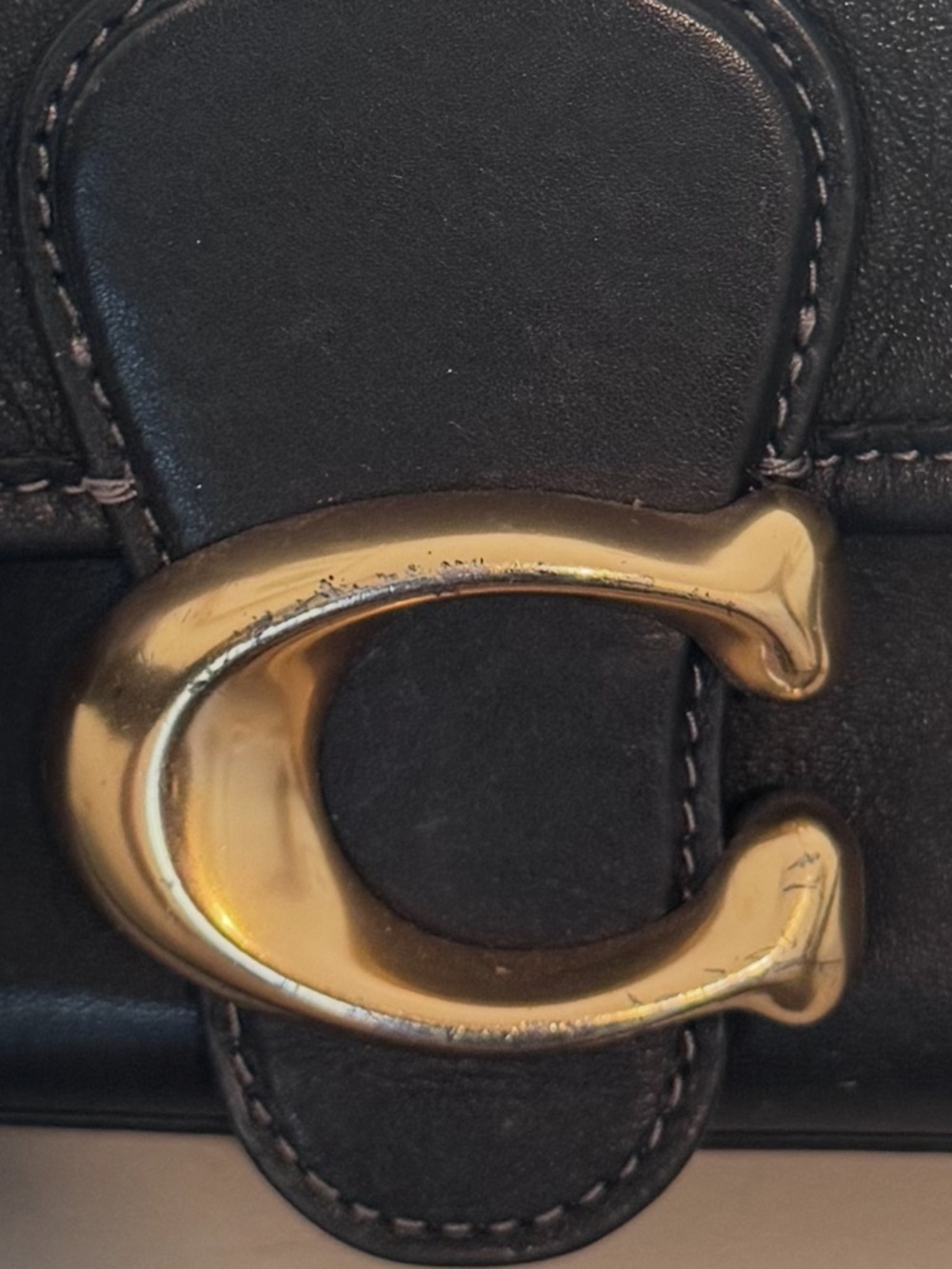 Coach Black Leather Crossbody with Gold 'C' Clasp - Picture 2 of 2